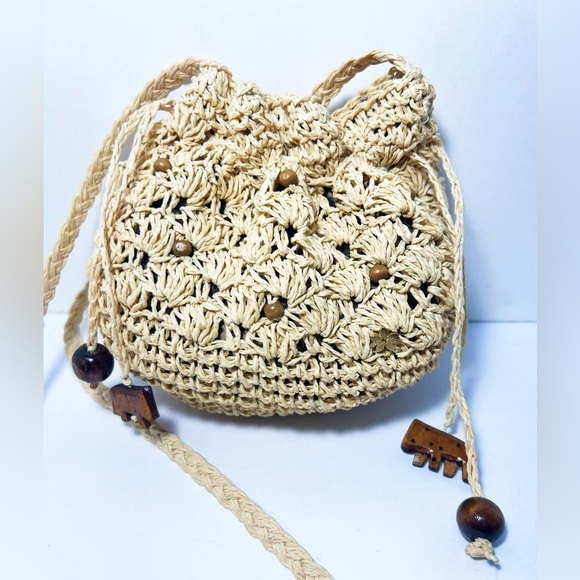 Capelli Straw World Drawstring Crossbody Woven Embellished Womens Bag - Picture 1 of 13